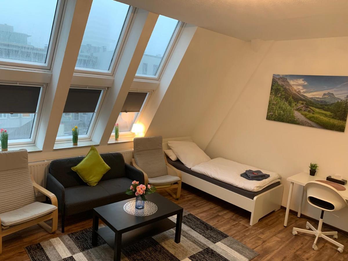 Cityapartment Platinum-Zentrum Mit Parkplatz Bielefeld Buitenkant foto