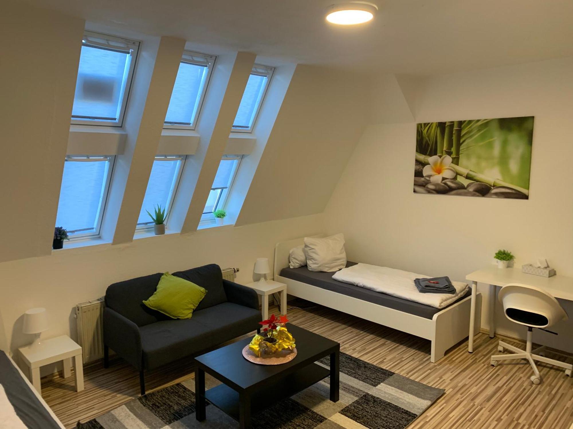 Cityapartment Platinum-Zentrum Mit Parkplatz Bielefeld Buitenkant foto